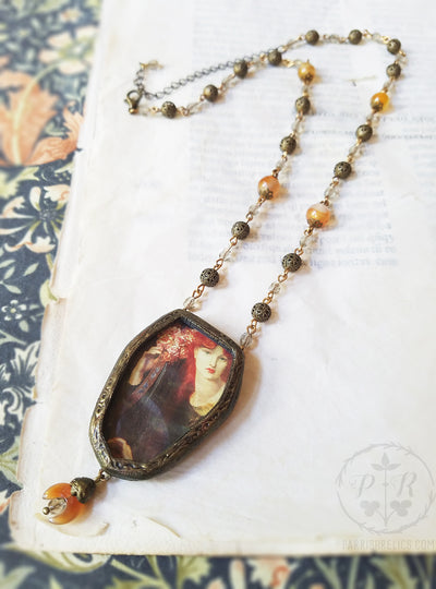 La Ghirlandata ~ Rossetti Pictorial Shrine Amulet
