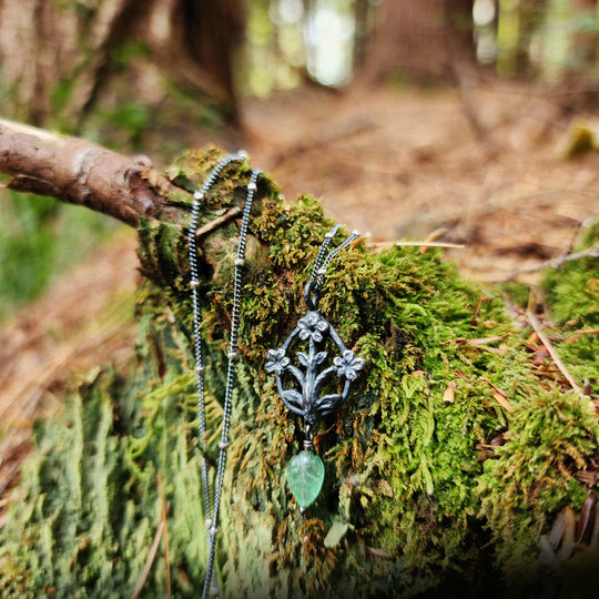 trois fleurs sacrées amulet - antiqued sterling with aventurine leaf
