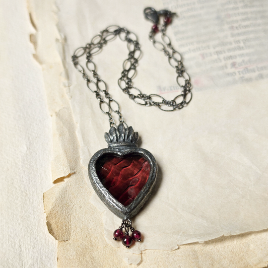 guinevere - sacred heart amulet