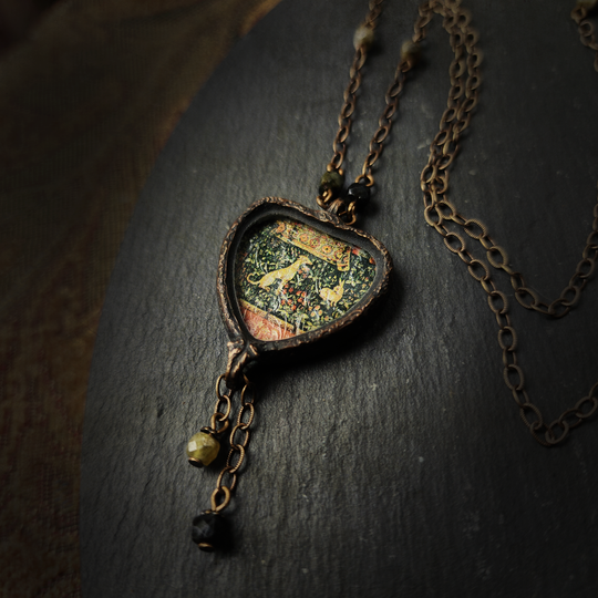 hound & hare - illuminata pictorial shrine amulet