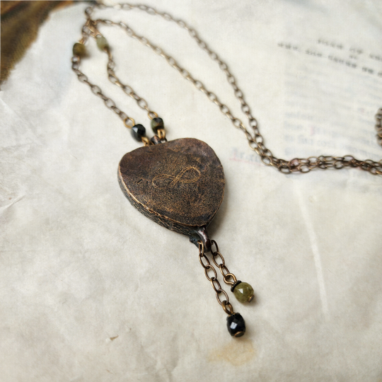 hound & hare - illuminata pictorial shrine amulet