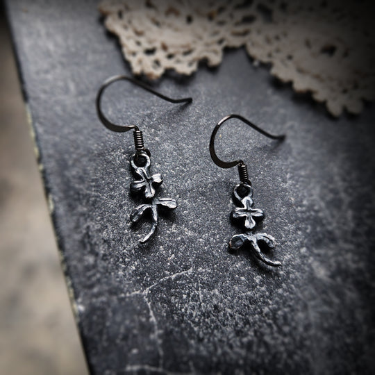 joyeux mille-fleurs earrings (sans fioritures)