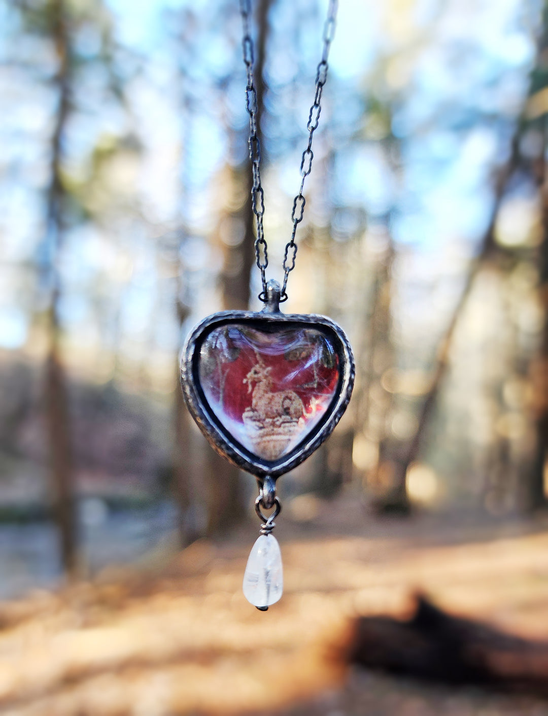 la petite licorne - pictorial heart amulet
