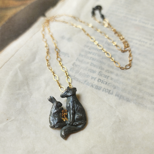 lapin, renard et fleur d'or II amulet
