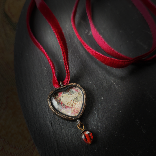 strawberry thief - pictorial heart amulet