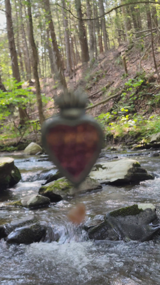 morgayne - sacred heart amulet