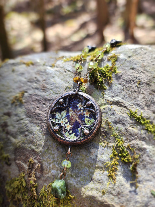 singing to be free - floriated clover miracle window amulet