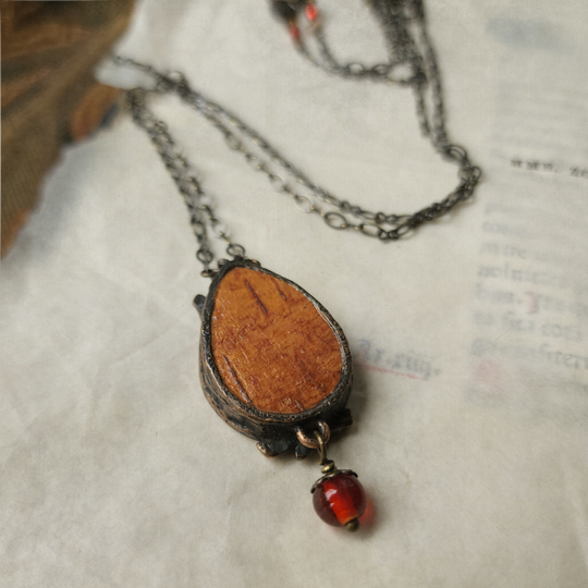 strawberry thief ~ sanctus natura amulet