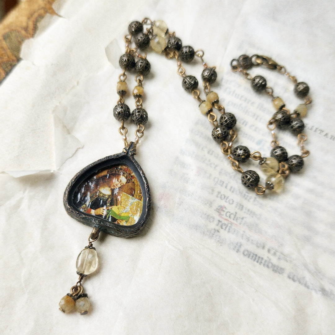 mary reading - illuminata pictorial shrine amulet