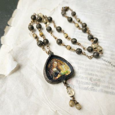 mary reading - illuminata pictorial shrine amulet