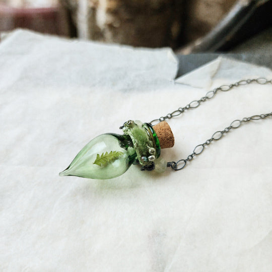 fern - green illuminata vessel amulet
