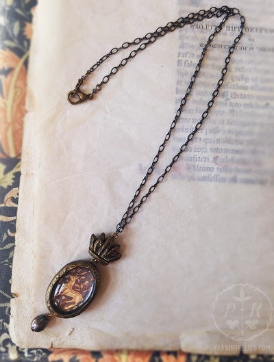 The Crowned Doe ~ Pictorial Shrine Amulet