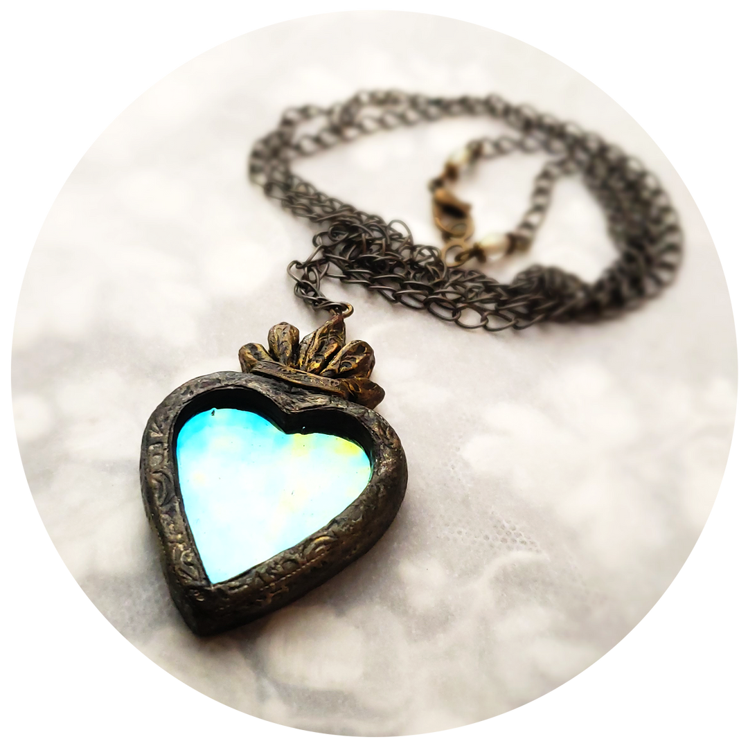 Sacred Heart of the Forest ~ Faerie Queene Amulet