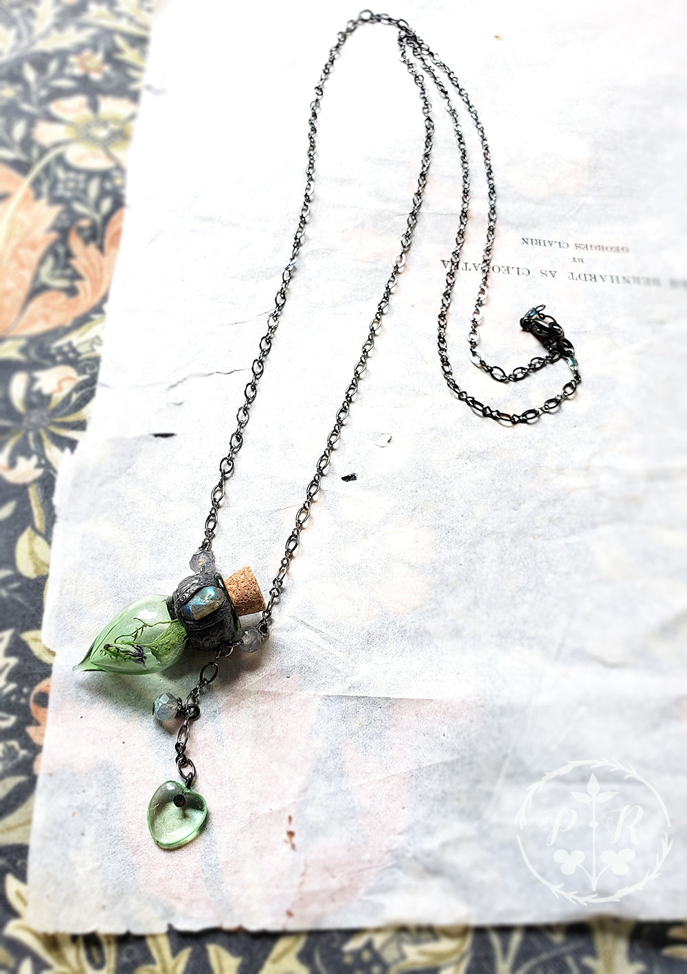 Florimell's Vessel ~ Labradorite & Violet Amulet