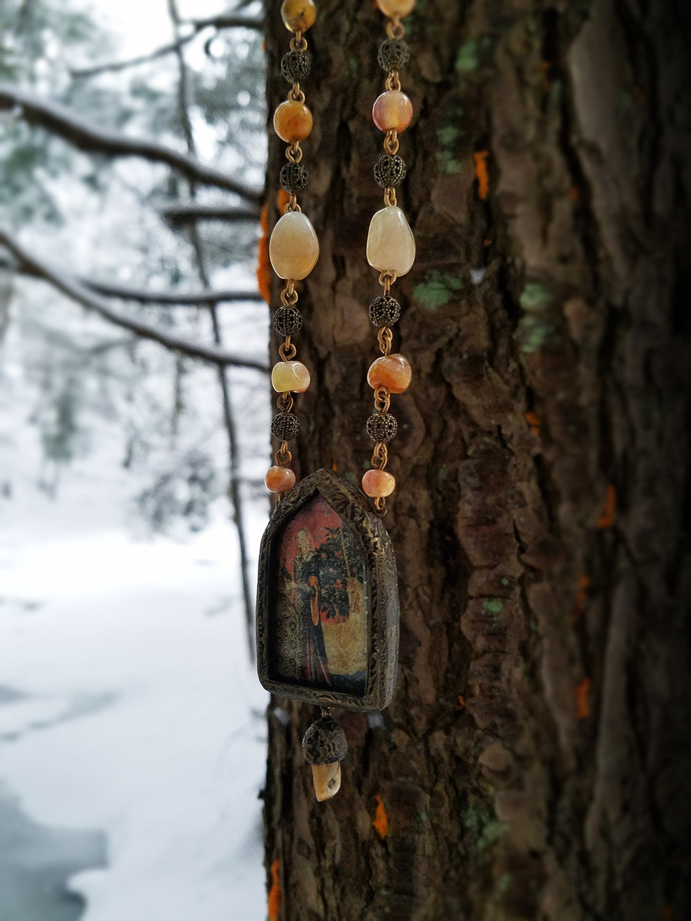 A Mon Seul Désir ~ Agate Pictorial Shrine Amulet