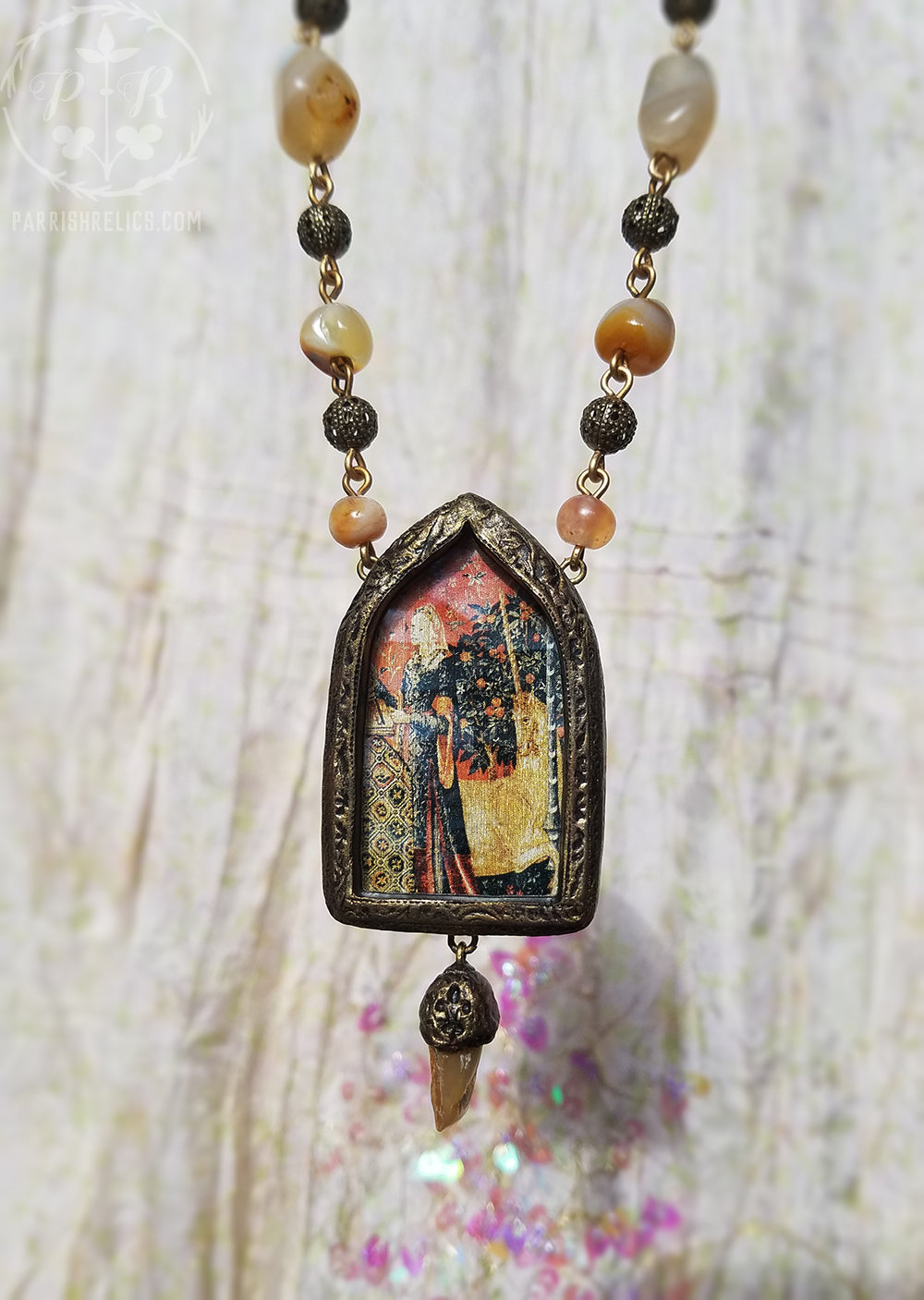 A Mon Seul Désir ~ Agate Pictorial Shrine Amulet
