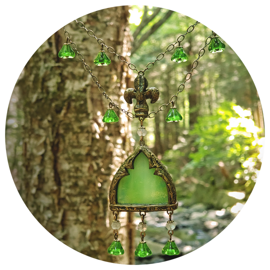 Lilium Inter Spinas ~ Faerie Queene Amulet