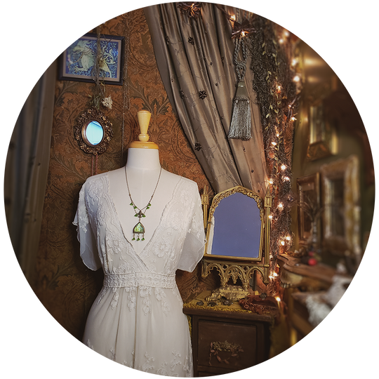 Lilium Inter Spinas ~ Faerie Queene Amulet