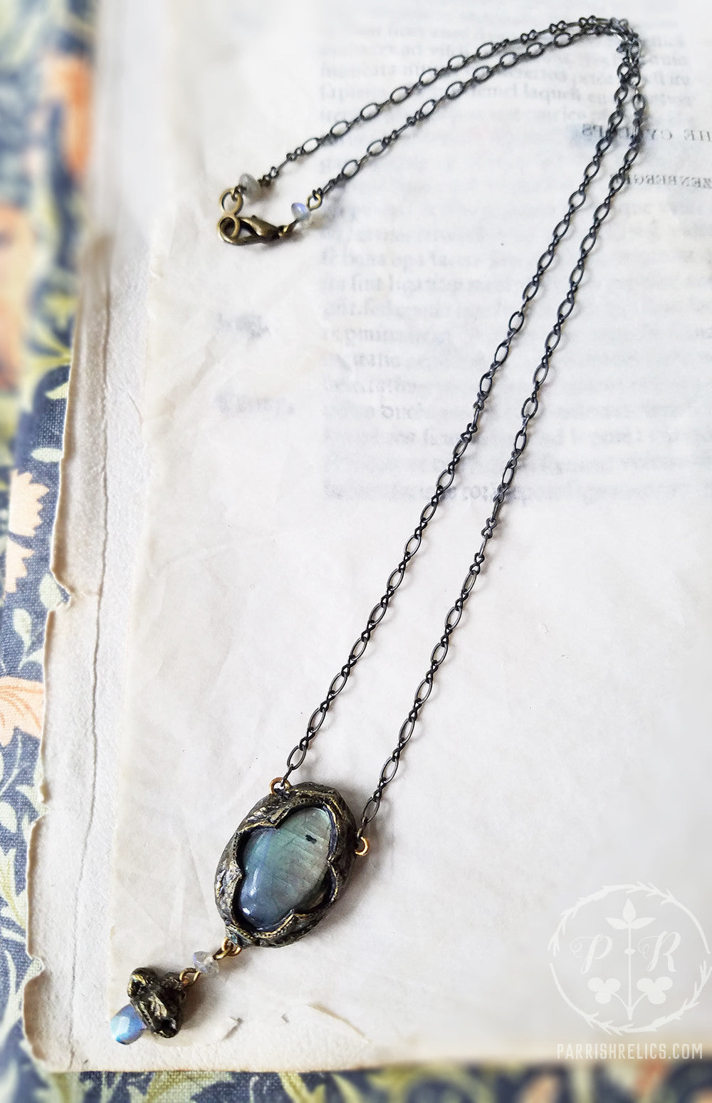 And Niamh calling Away, come away ~ Labradorite Quatrefoil Amulet