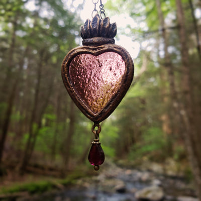 vita sanguinis - a sacred heart amulet